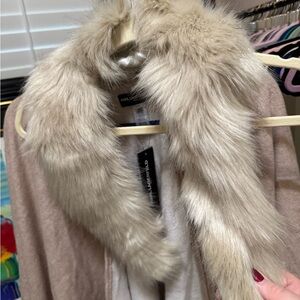 Karl Lagerfeld Beige cape with removable fur collar